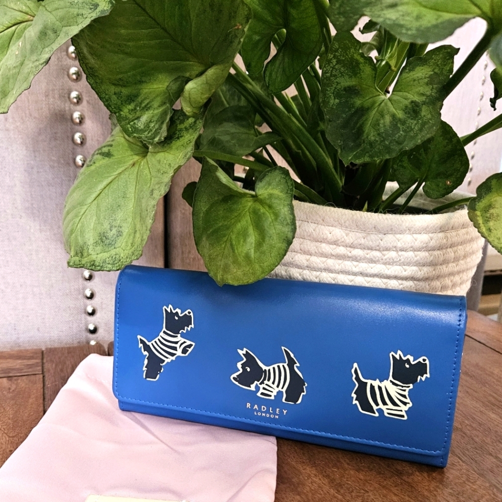 Radley London Blue Wallet with Dog Design - Picture 6 of 7